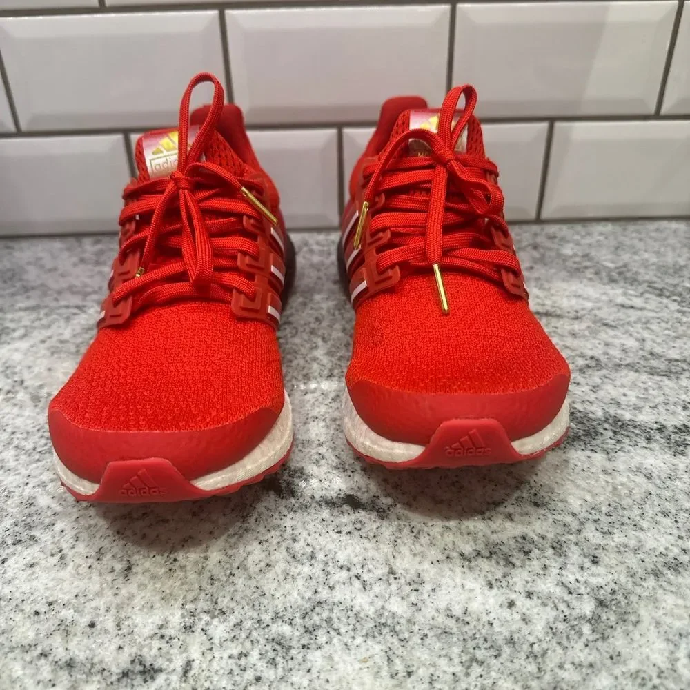 Adidas Boost RED Montréal Size 7.5 Men's‎